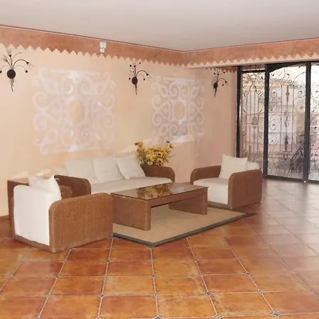 In Bonita * ساني بيتش