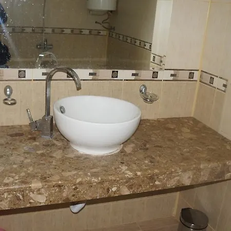 In Bonita ساني بيتش