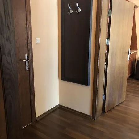 In Bonita شقة